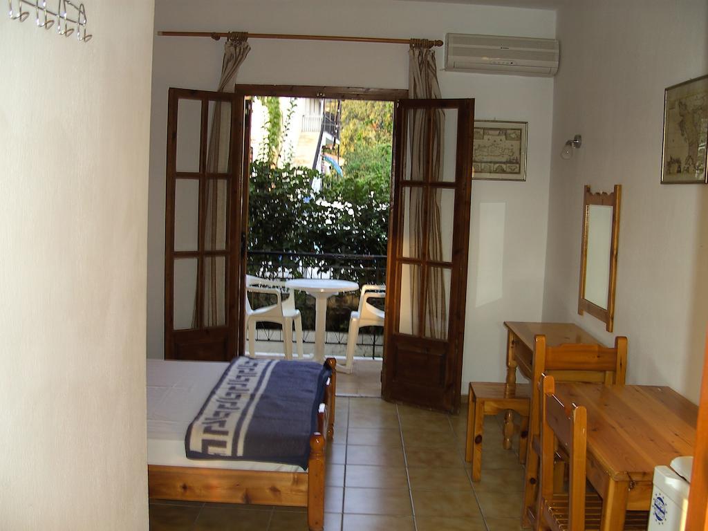 Marilena Apartments & Studios Ypsos Oda fotoğraf